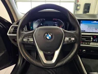 BMW 320 140kW thumbnail
