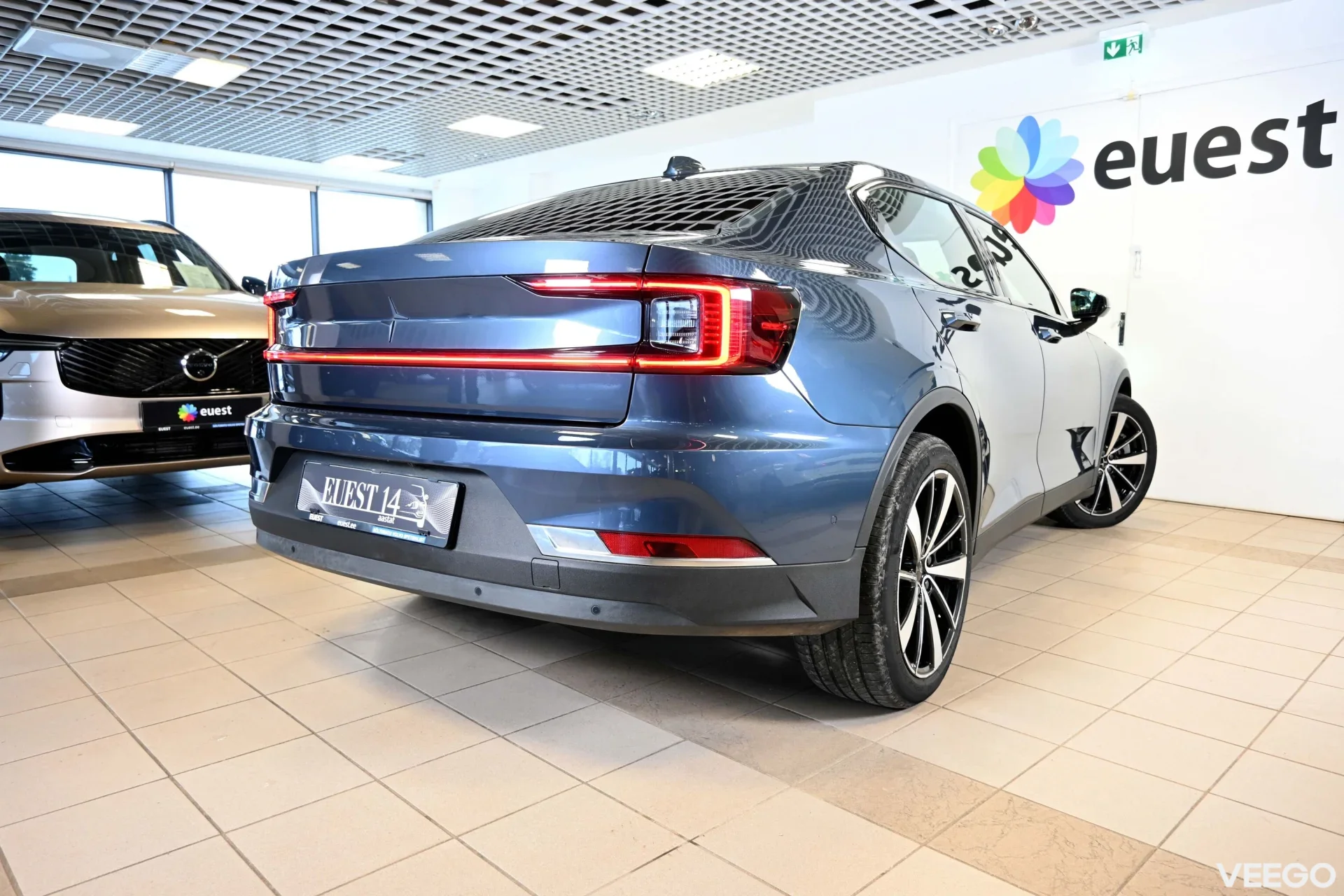 Polestar 2 LONG RANGE DUAL 78kwh/LUXURY / H&K / PILOT PLUS 300kW