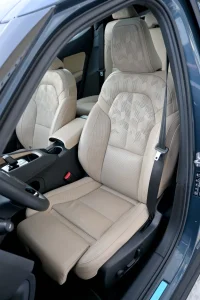 Polestar 2 LONG RANGE DUAL 78kwh/LUXURY / H&K / PILOT PLUS 300kW thumbnail