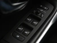 Volvo V40 2 88kW thumbnail