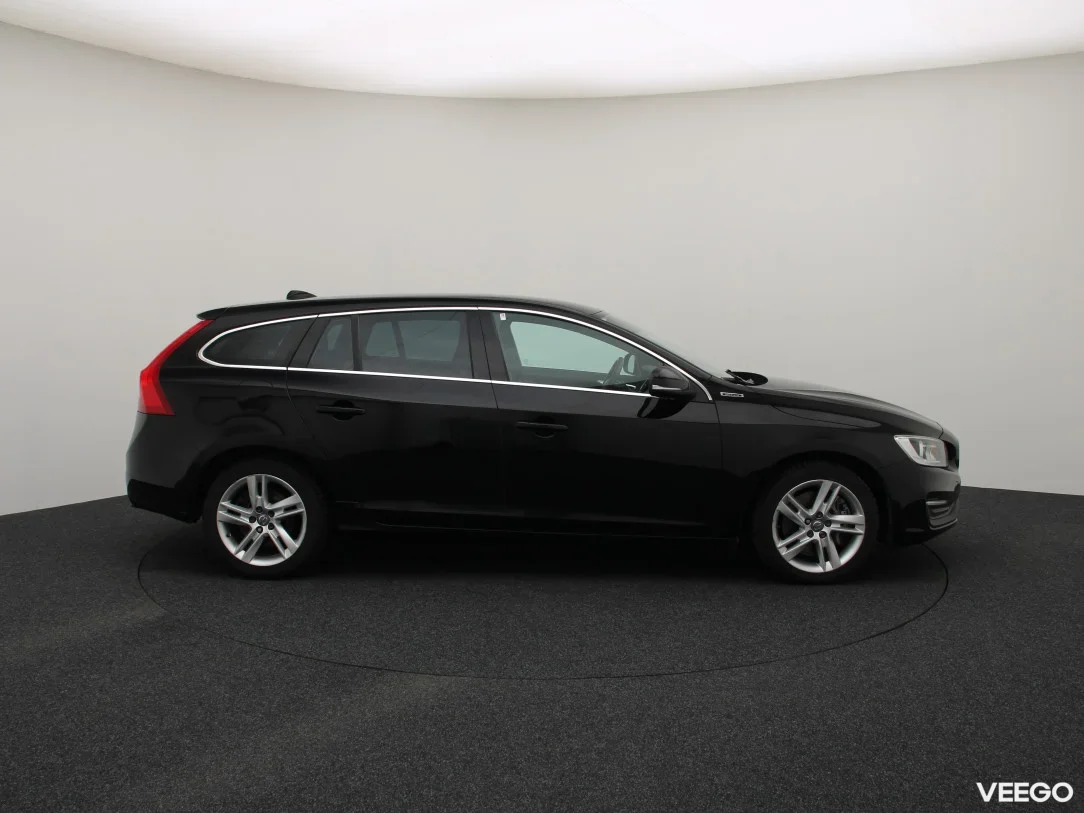 Volvo V60 2.4 206kW