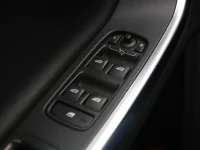 Volvo V60 2.4 206kW thumbnail