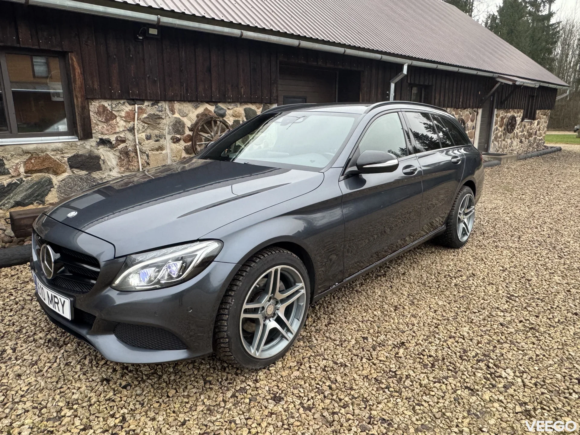 Mercedes-Benz C220 S205 2.1 125kW