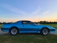 Pontiac FIREBIRD FORMULA 5.7 170kW thumbnail