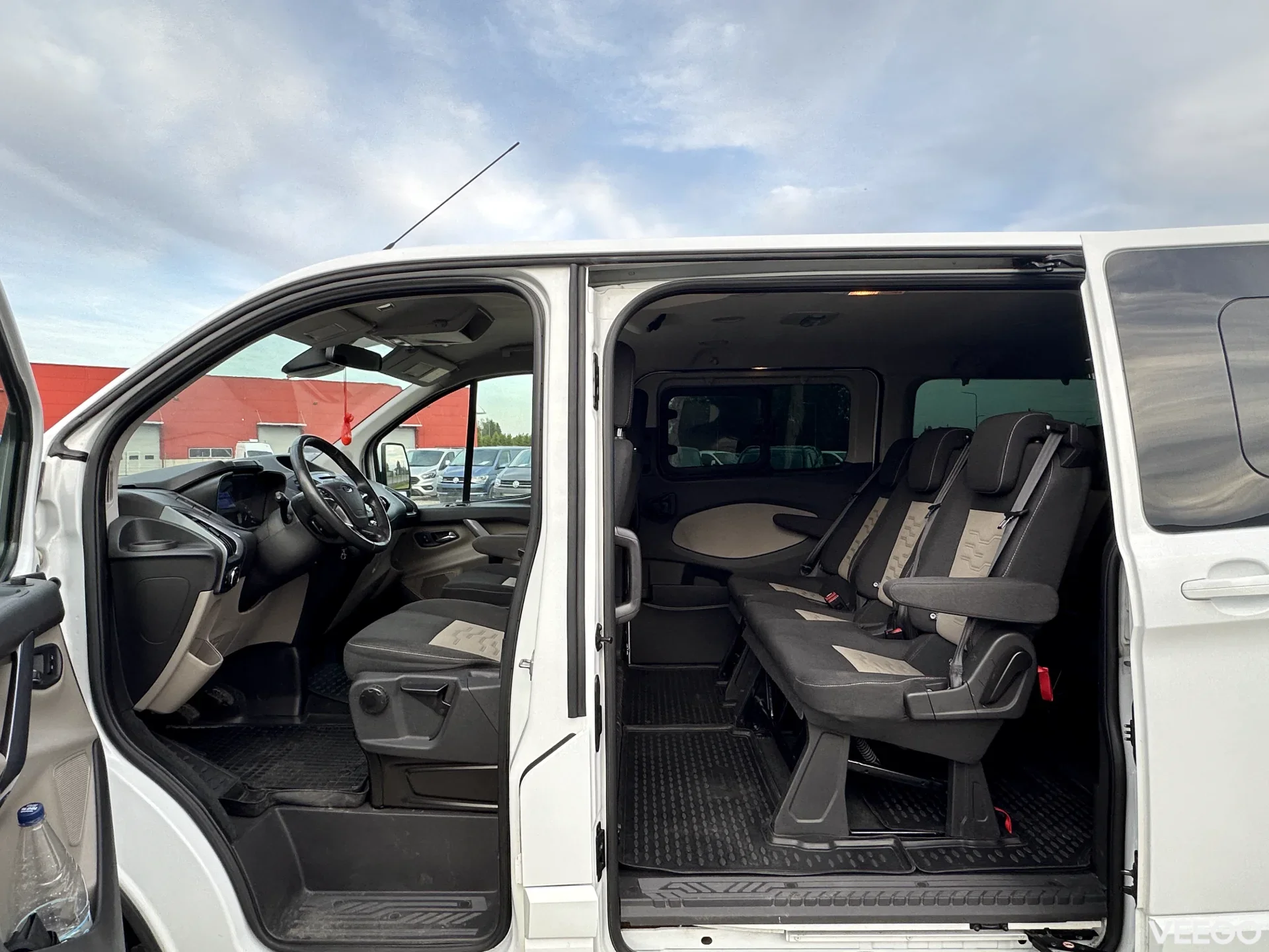 Ford Tourneo Custom 2.2 114kW