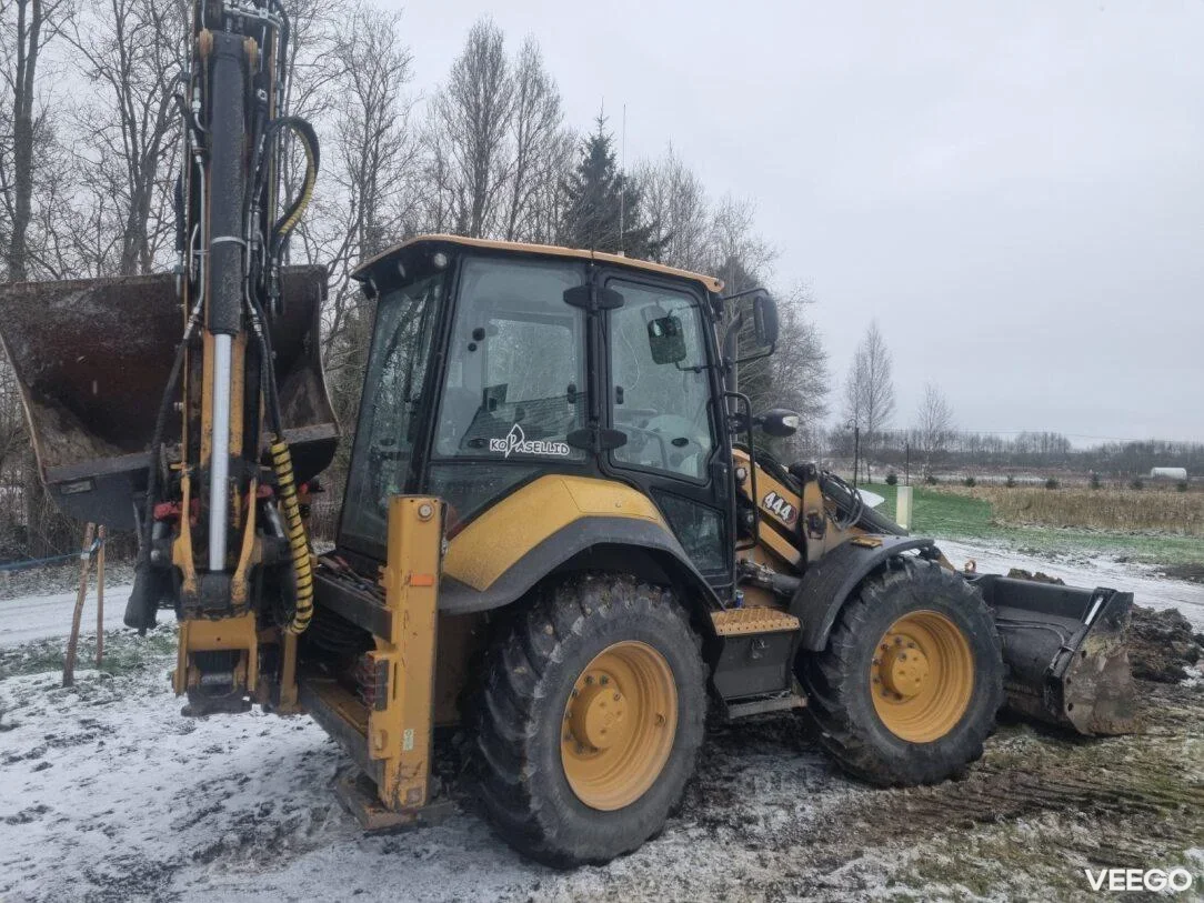 Caterpillar 444 Tiltrotator 82kW