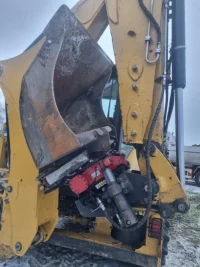 Caterpillar 444 Tiltrotator 82kW