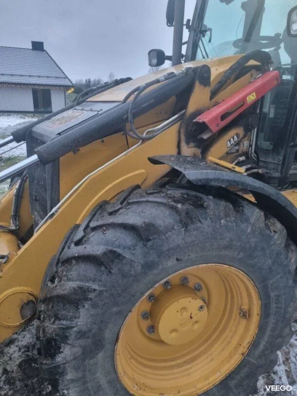Caterpillar 444 Tiltrotator 82kW