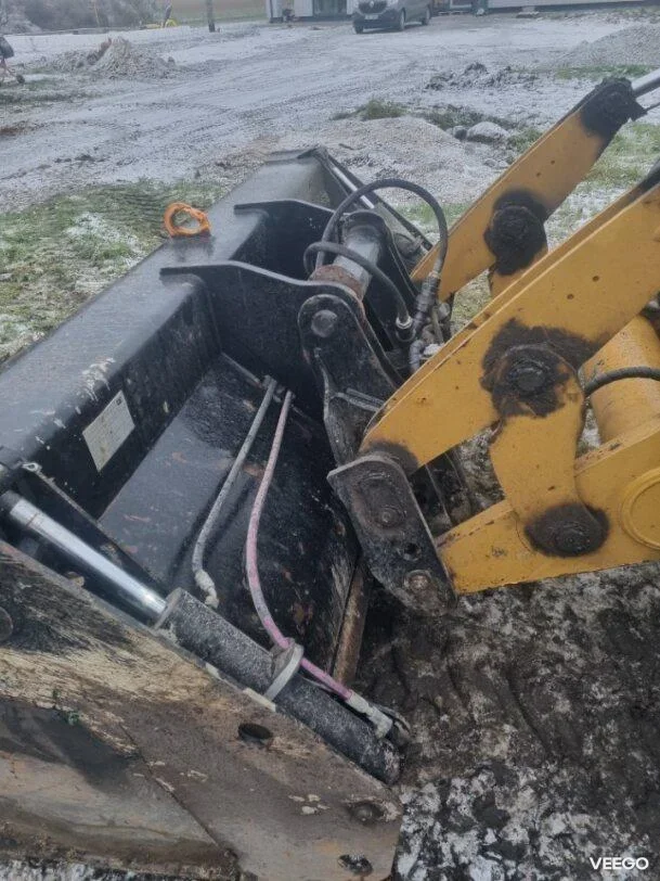 Caterpillar 444 Tiltrotator 82kW