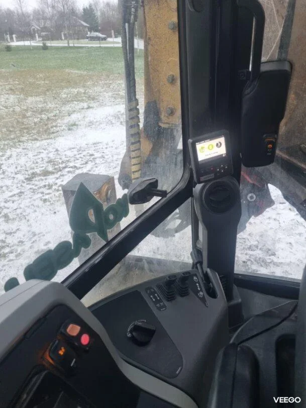 Caterpillar 444 Tiltrotator 82kW