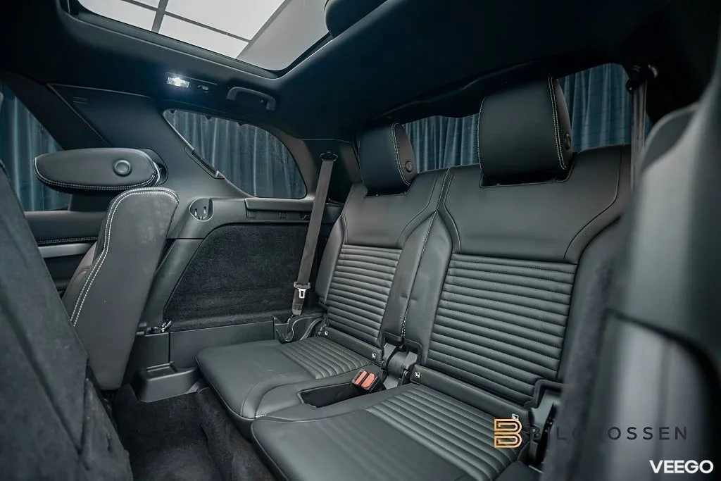 Land Rover Discovery D250 MHEV R-Dynamic 249hk Panorama 360 183kW