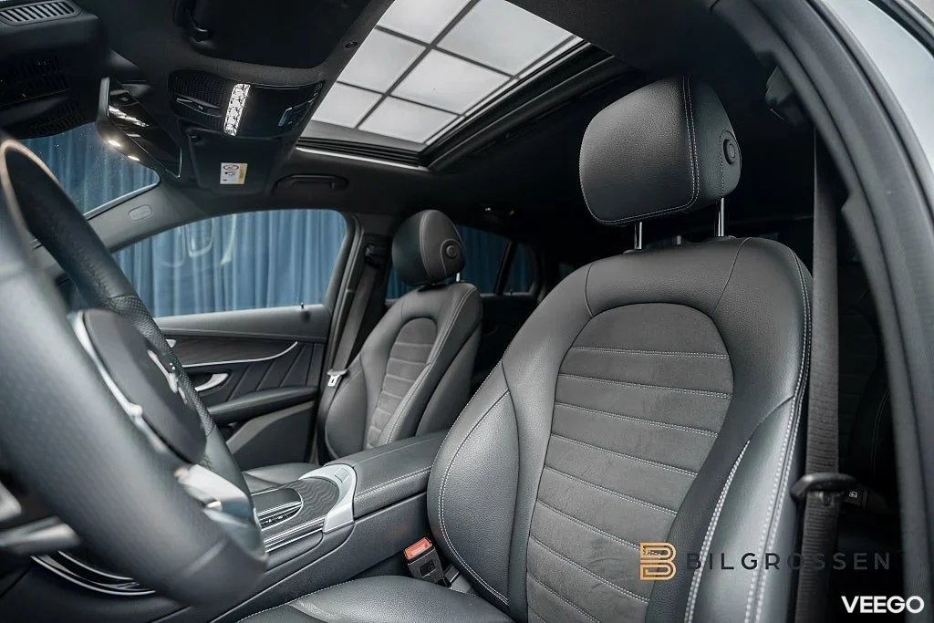 Mercedes-Benz GLC200 300 e Coupé 4MATIC AMG Line Taklucka Night 235kW