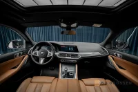 BMW X6 M50i 530hk Ultimate Edt Panorama H/K 360 Hud DAP MOMS 390kW thumbnail