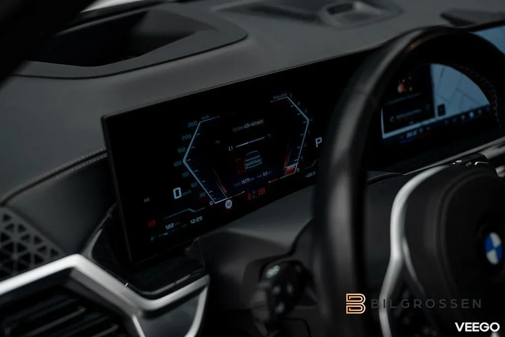 BMW X7 M60i xDrive M Sport Pro Exklusiv 3.99% Sky Lounge B&W MOMS 390kW