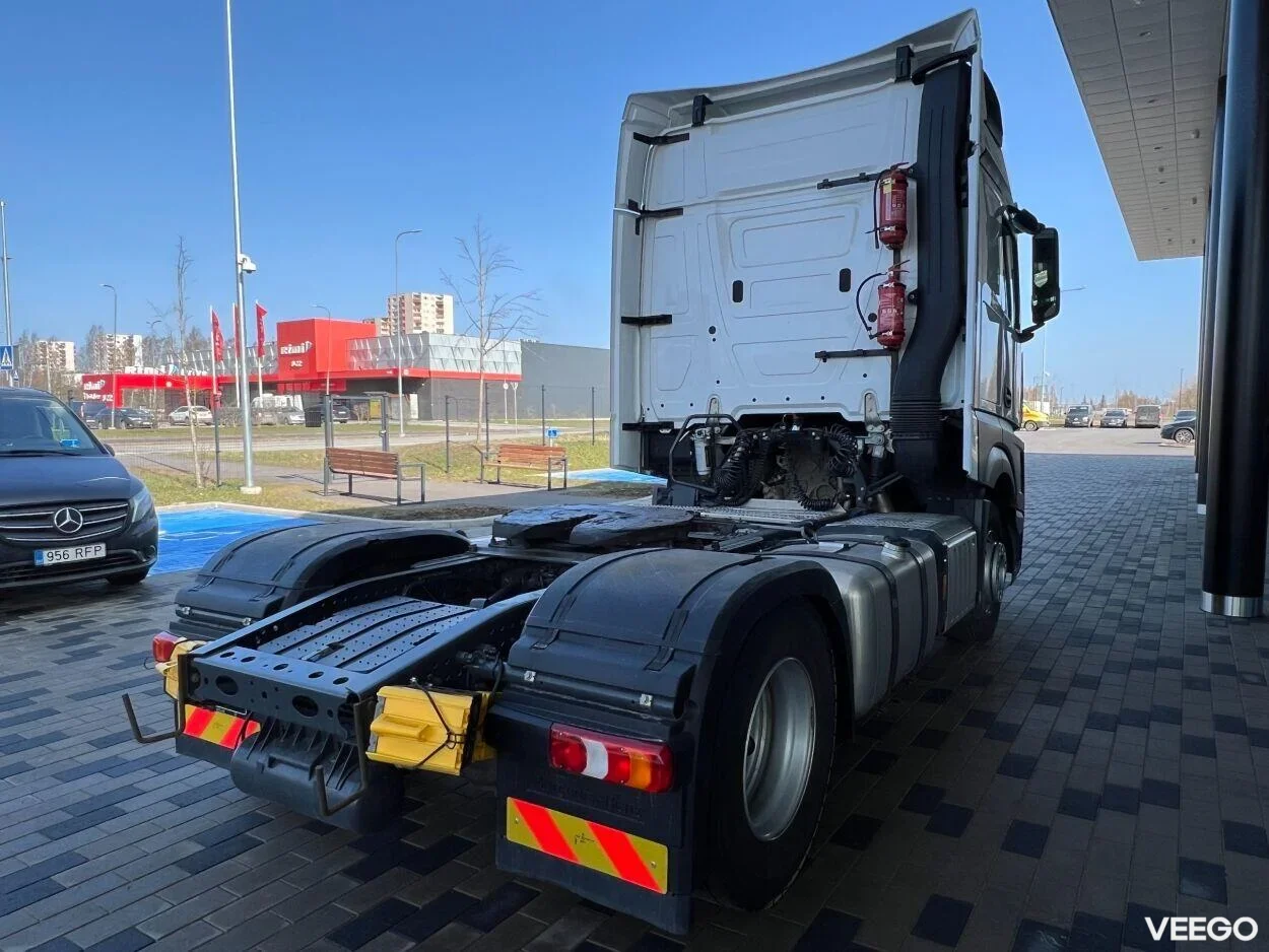 Mercedes-Benz Actros 1845L BigSpace 12.8 330kW