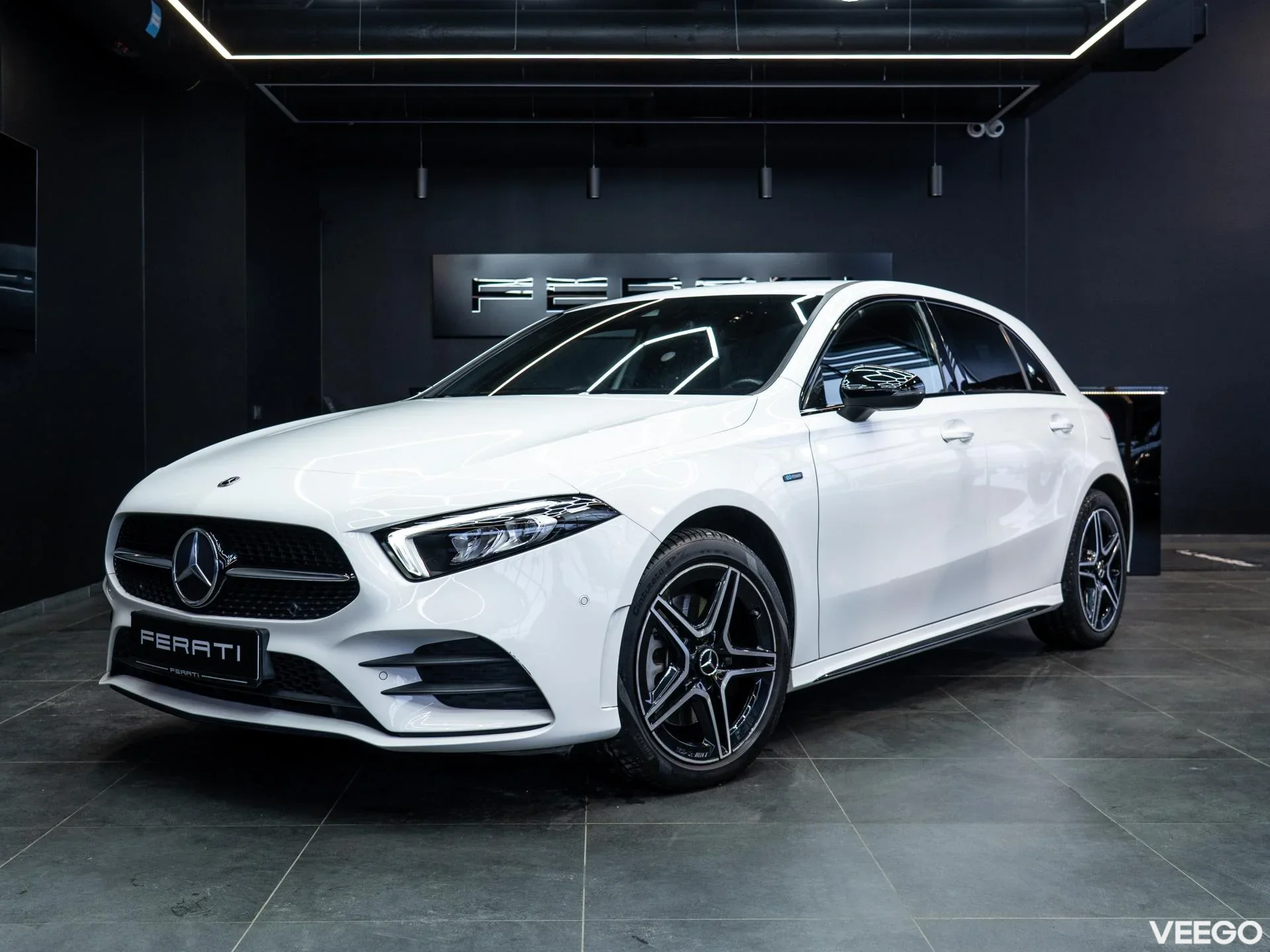Mercedes-Benz A250 1.3 118kW