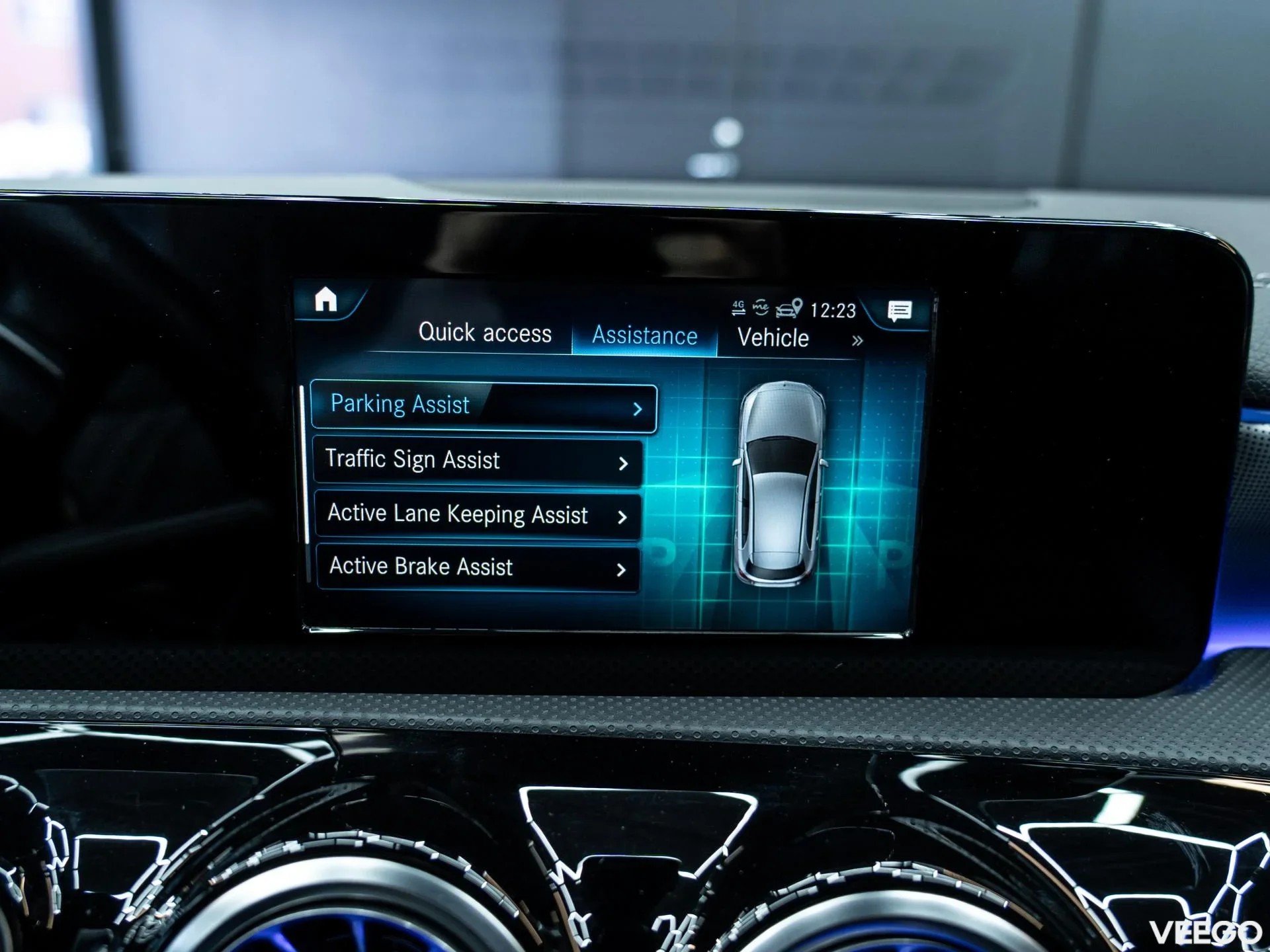 Mercedes-Benz A250 1.3 118kW