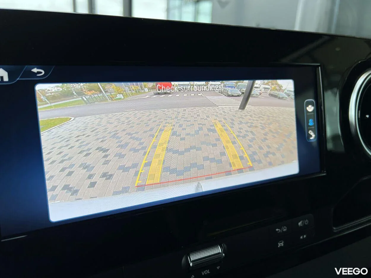 Mercedes-Benz Sprinter 519CDI 22+1+1 2 140kW