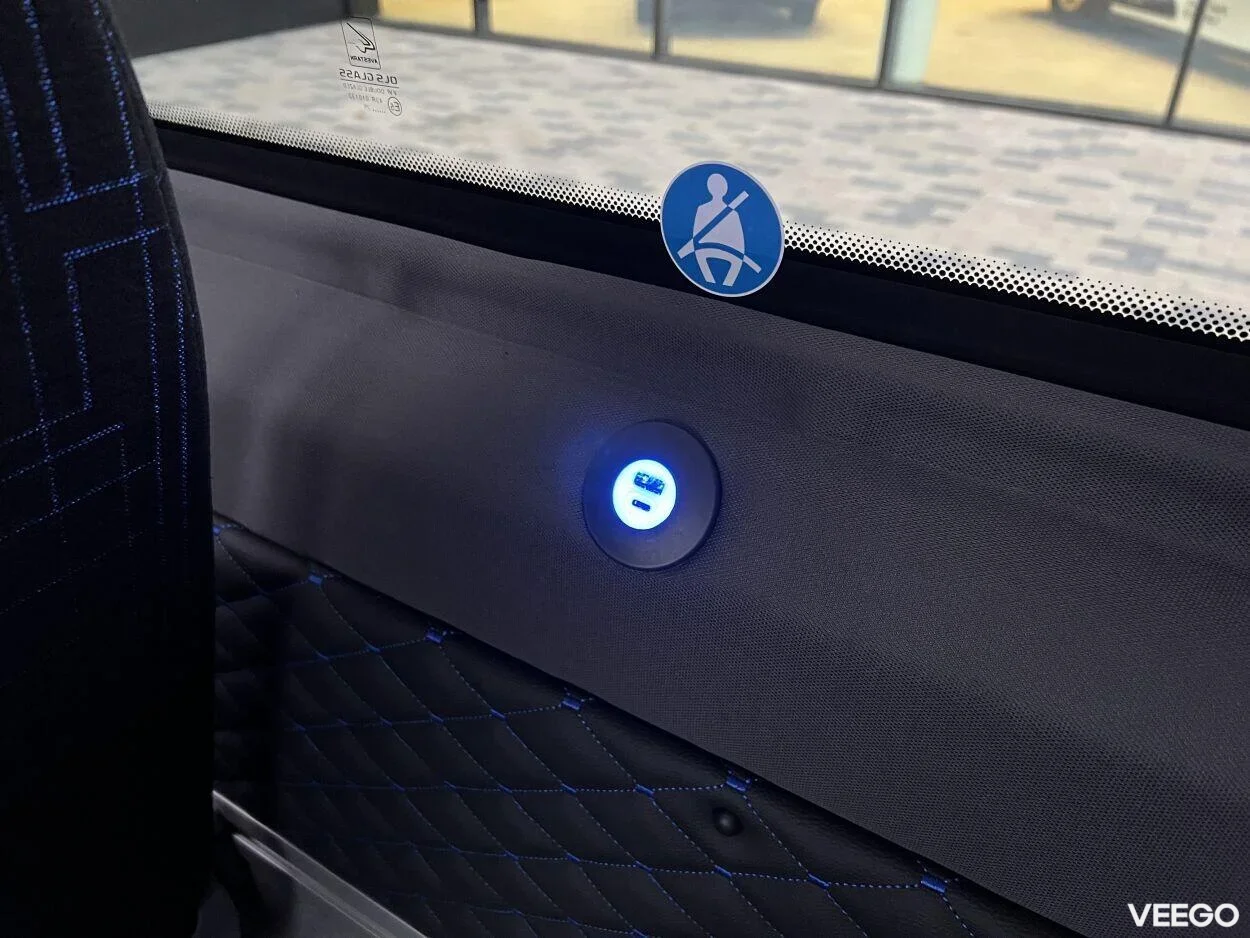 Mercedes-Benz Sprinter 519CDI 22+1+1 2 140kW