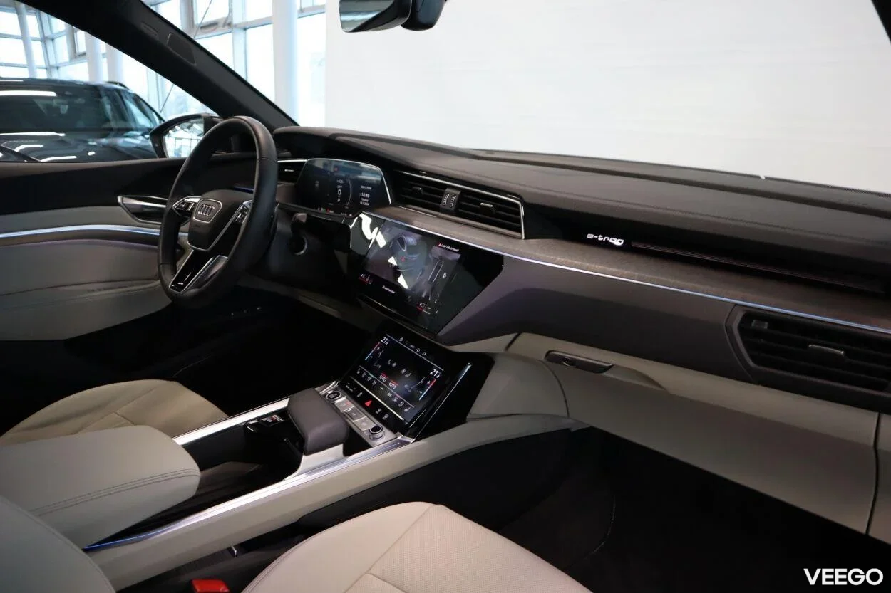 Audi Q8 e-tron 158kW