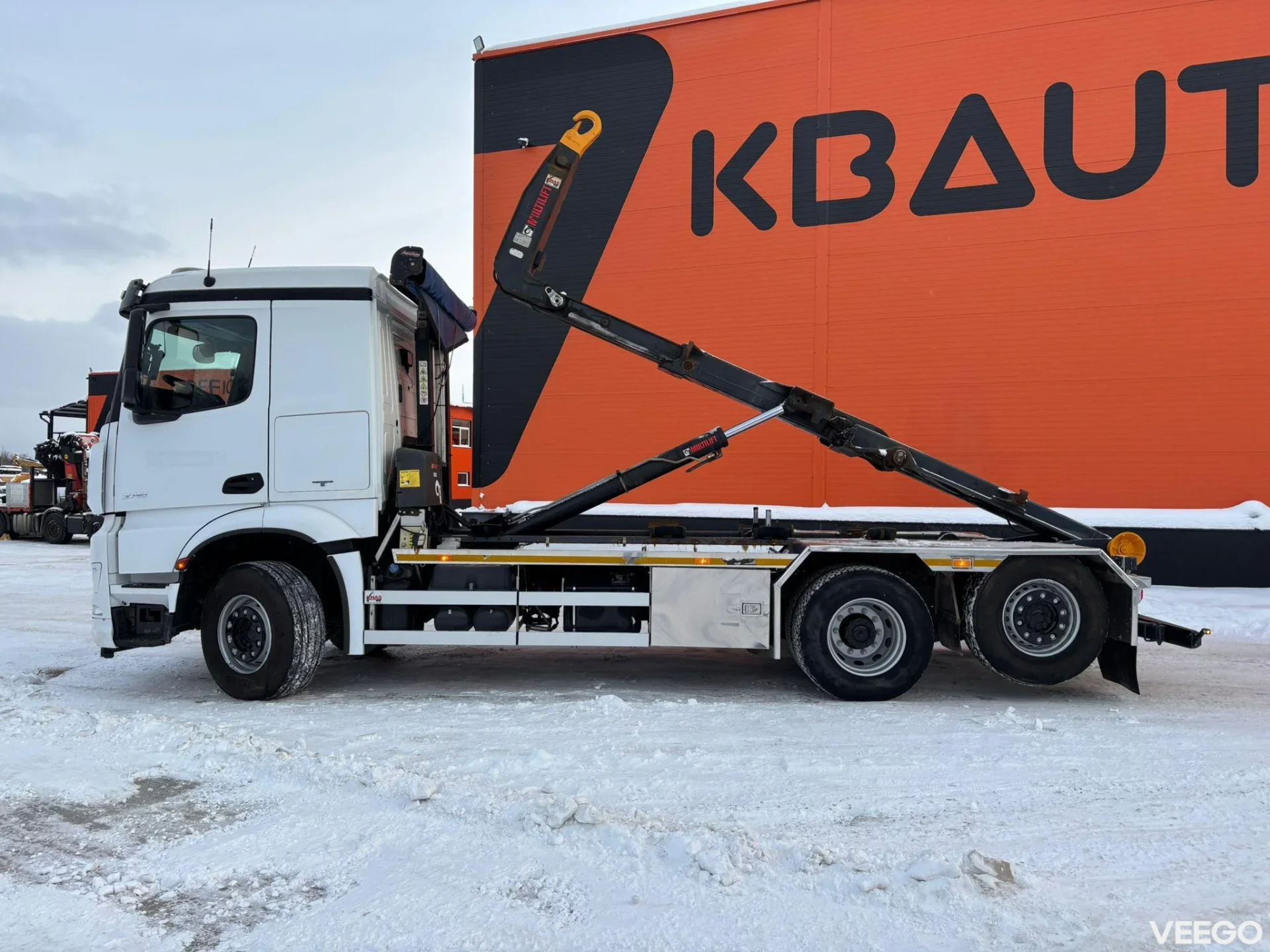 Mercedes-Benz Arocs HIAB XR 20 ton / L=5600 mm 375kW