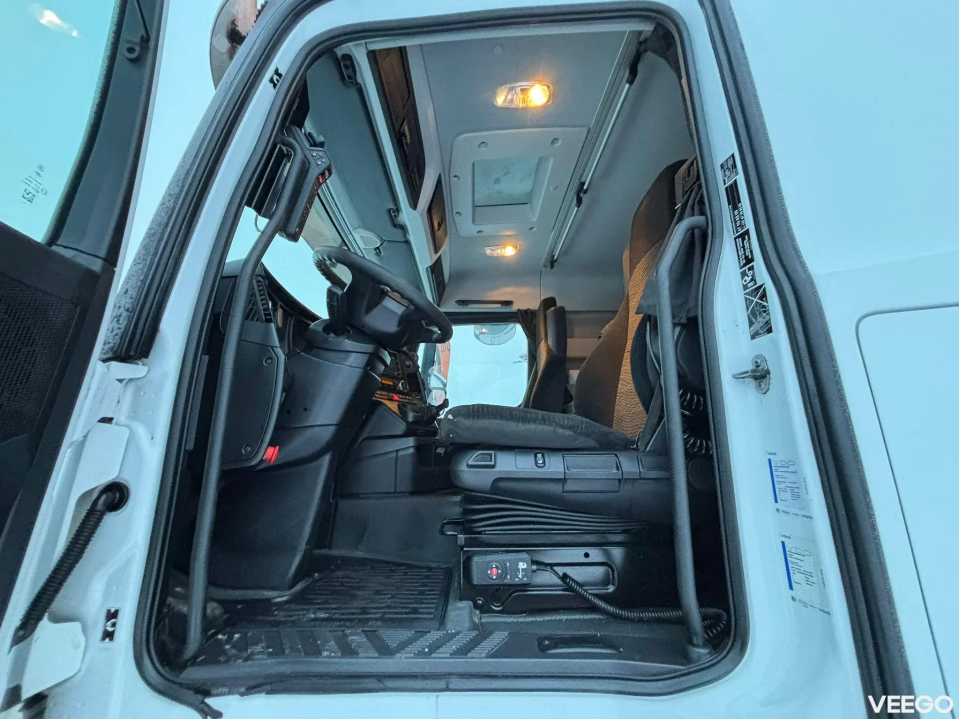 Mercedes-Benz Arocs HIAB XR 20 ton / L=5600 mm 375kW