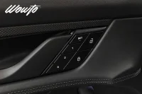 Porsche Taycan 4S Cross Turismo 571HK /HuD/Bose/Se Spec/Moms/4.95% 420kW thumbnail