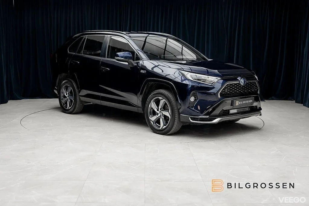 Toyota RAV4 Plug-in Hybrid E-CVT Active B-Kamera MOMS 225kW