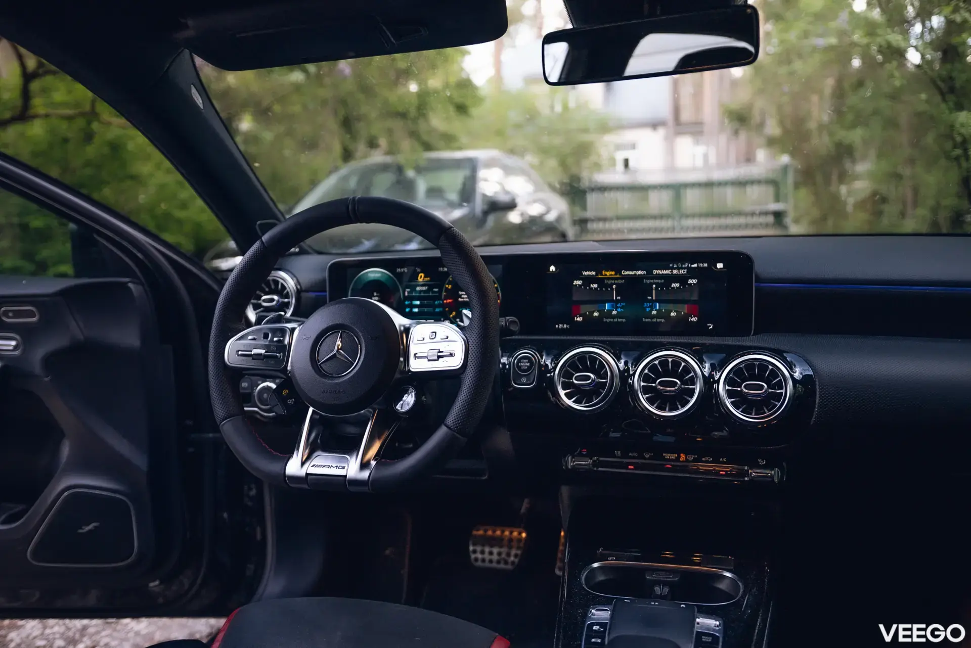 Mercedes-Benz AMG A 35 MULTIBEAM, DACH, BURMEISTER 2.0 225kW