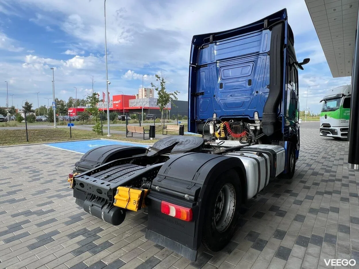 Mercedes-Benz Actros 1845LS BigSpace 12.8 330kW