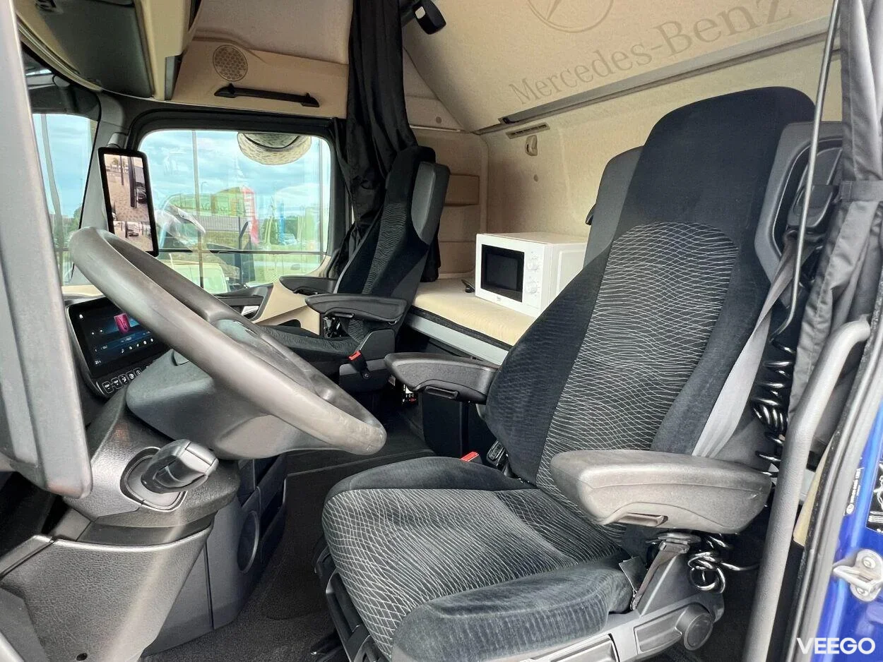 Mercedes-Benz Actros 1845LS BigSpace 12.8 330kW