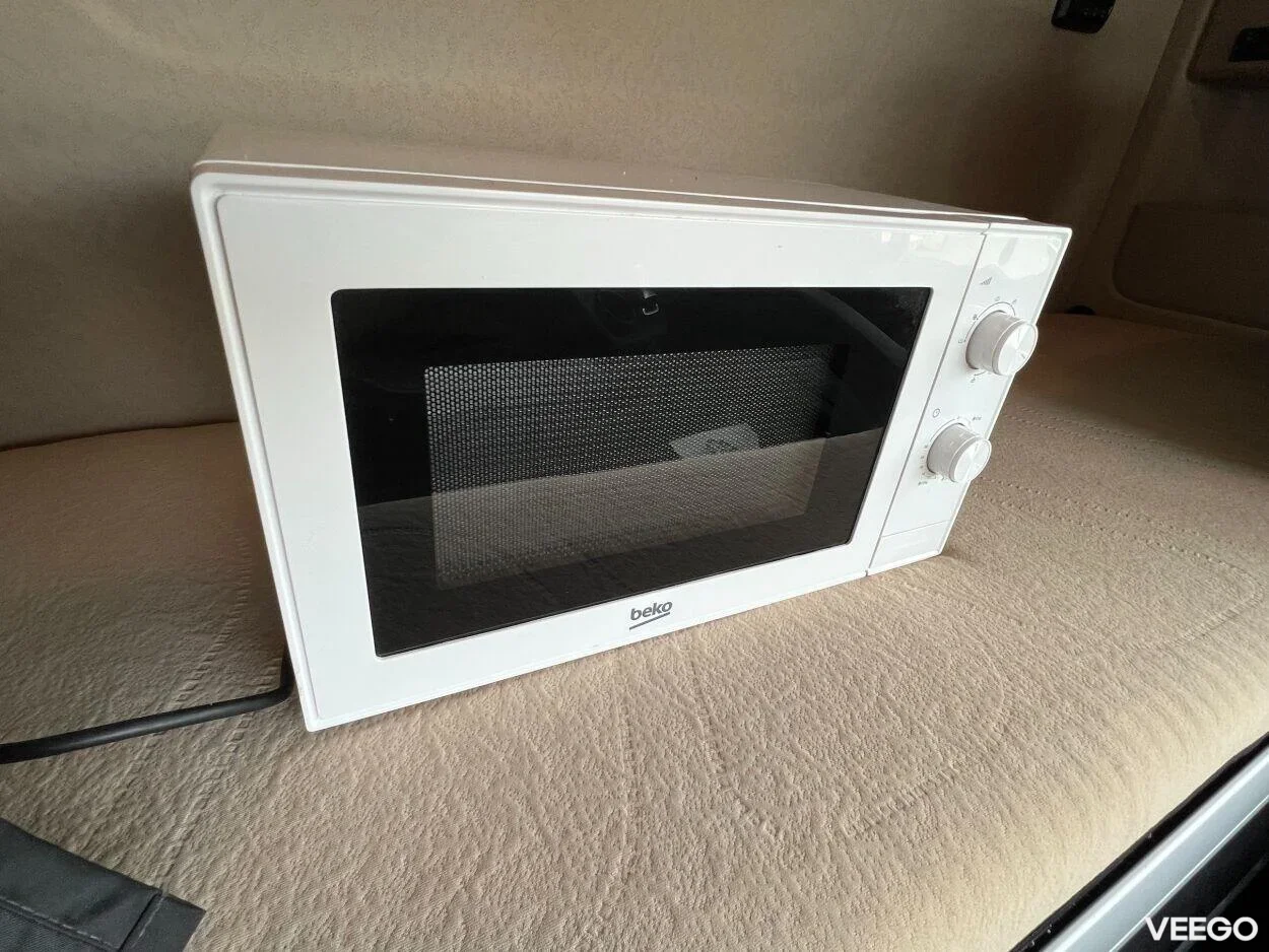 Mercedes-Benz Actros 1845LS BigSpace 12.8 330kW