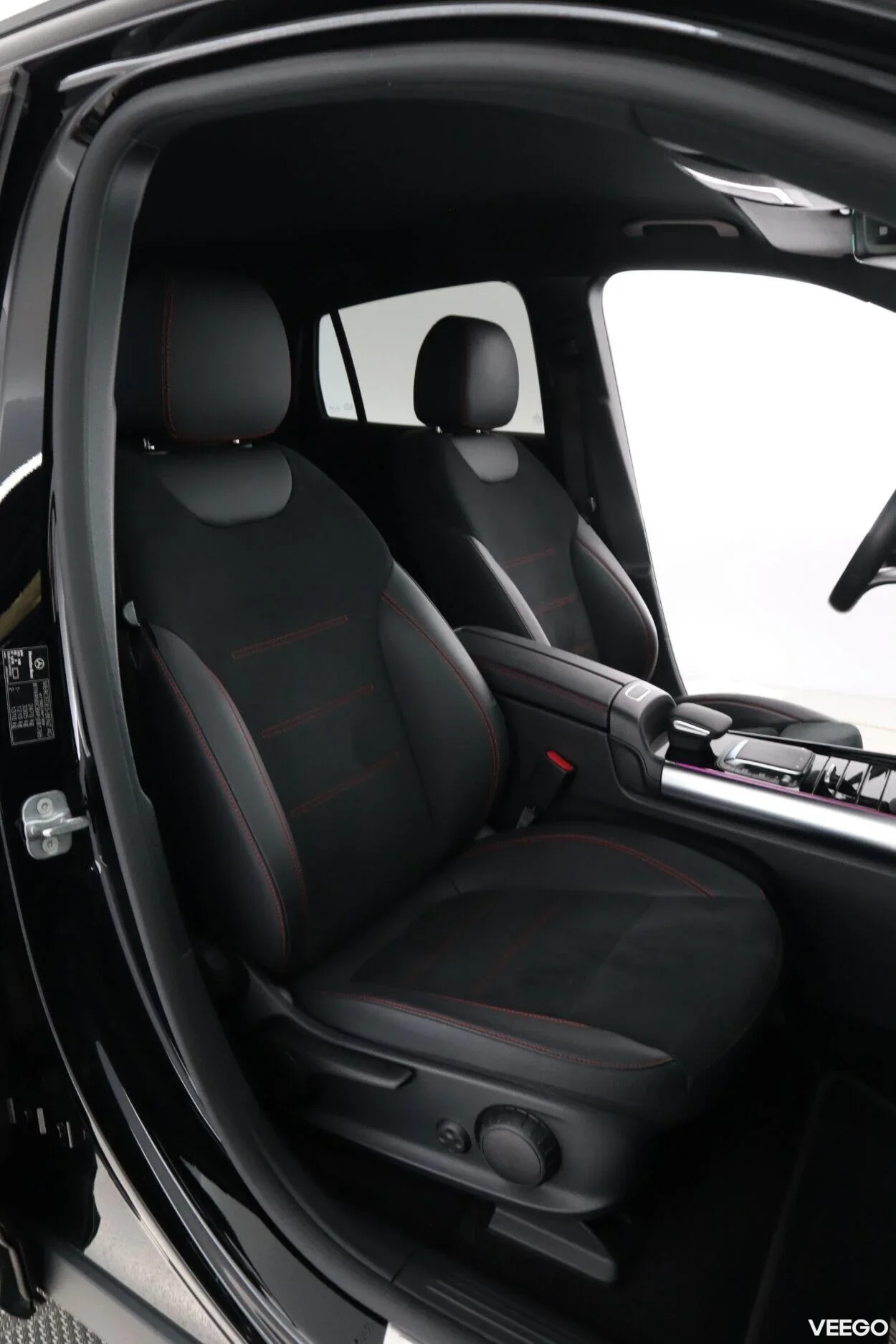 Mercedes-Benz EQA: EQA 250+ AMG 95kW