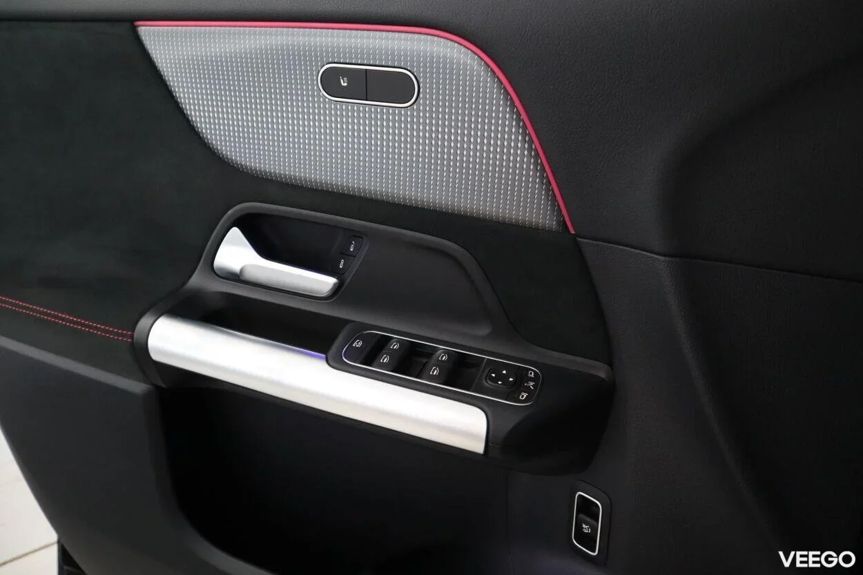 Mercedes-Benz EQA: EQA 250+ AMG 95kW