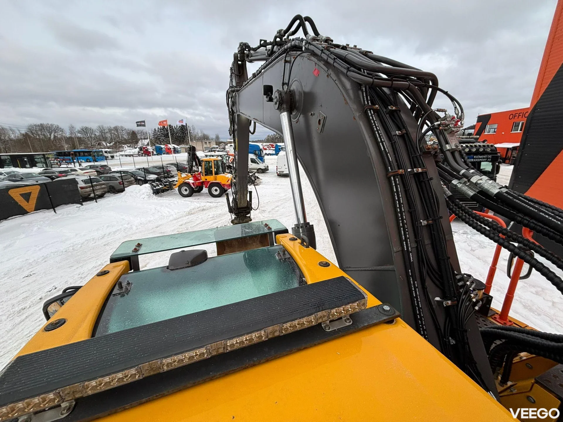 Volvo ECR 235 EL TILTROTATOR / AC / CENTRAL LUBRICATION 129kW
