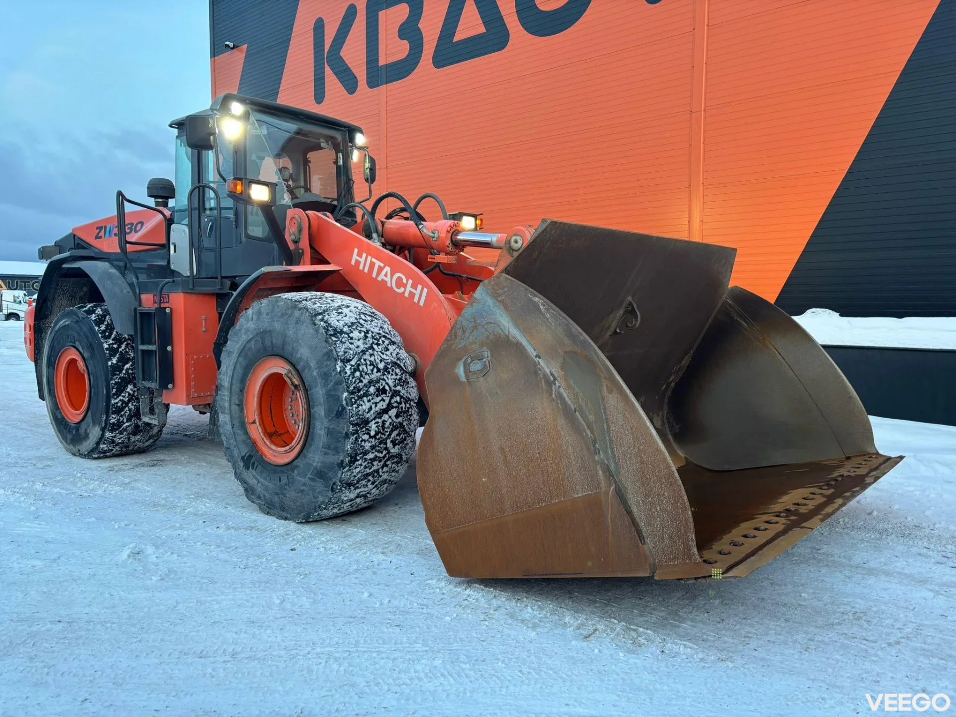 Hitachi ZW330-5B 5500 l BUCKET 220kW