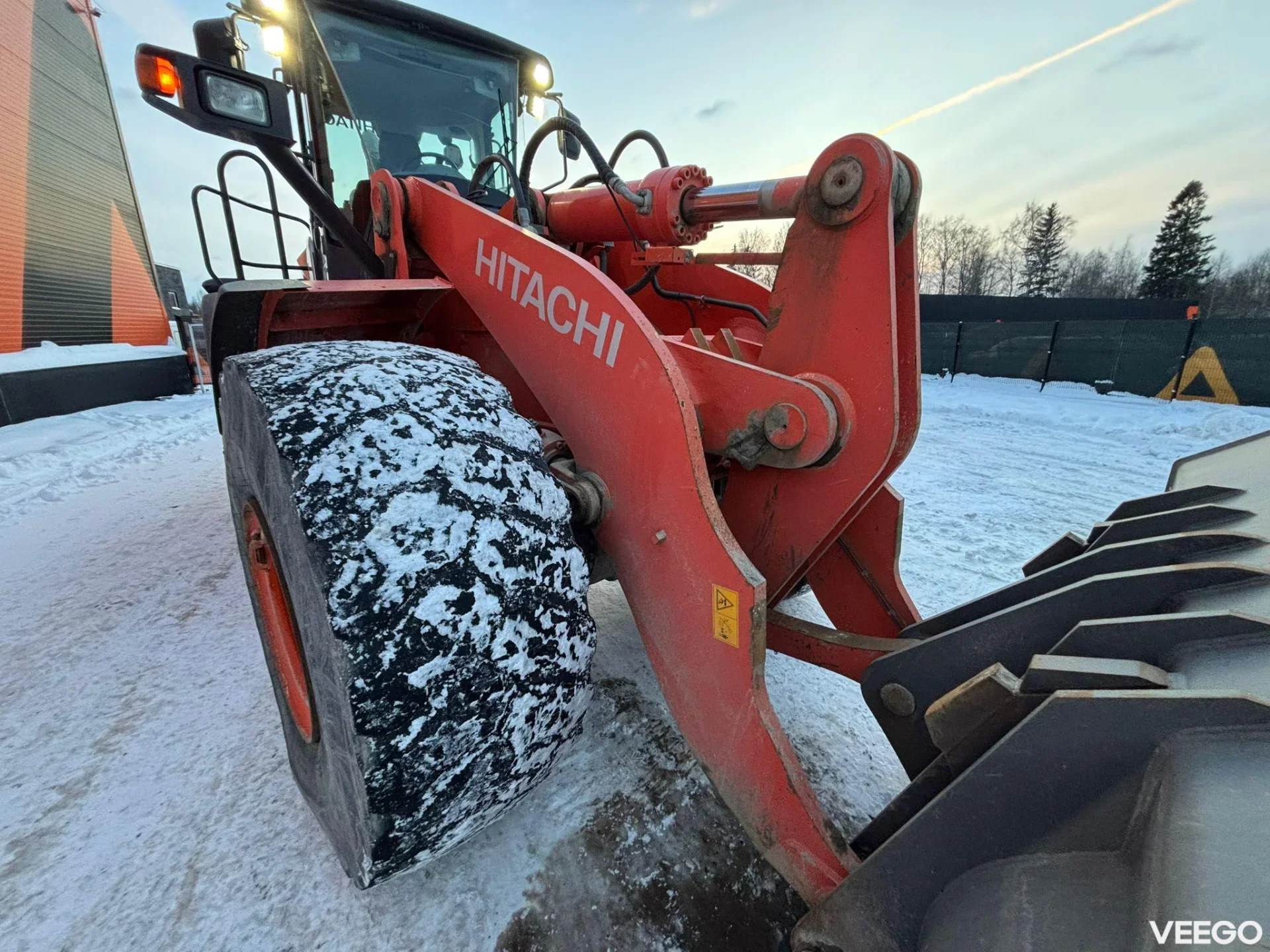 Hitachi ZW330-5B 5500 l BUCKET 220kW