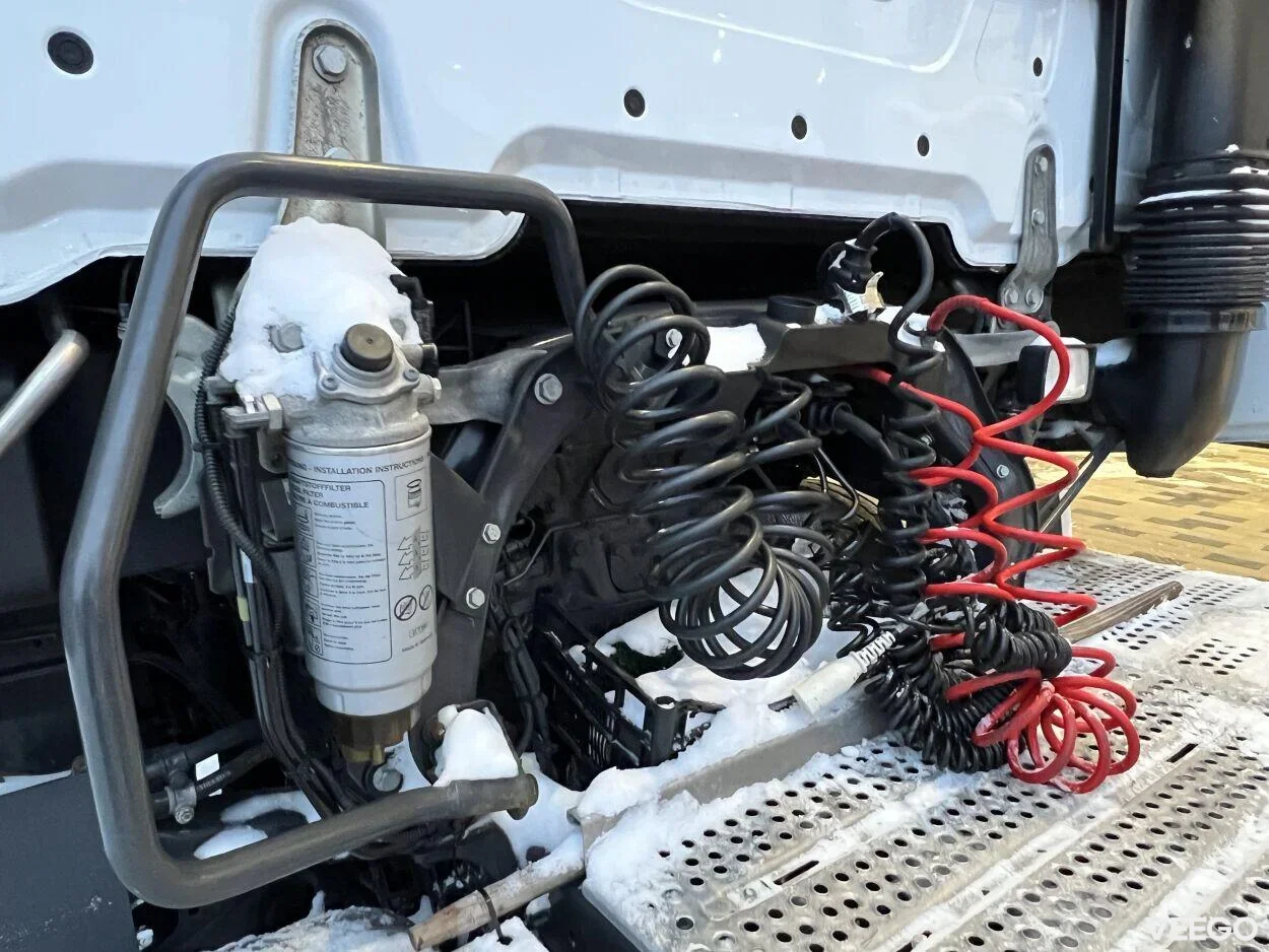 Mercedes-Benz Actros 1845LS BigSpace 12.8 330kW