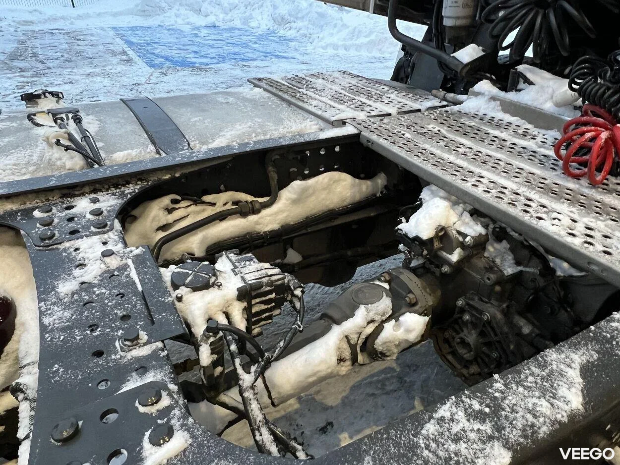 Mercedes-Benz Actros 1845LS BigSpace 12.8 330kW