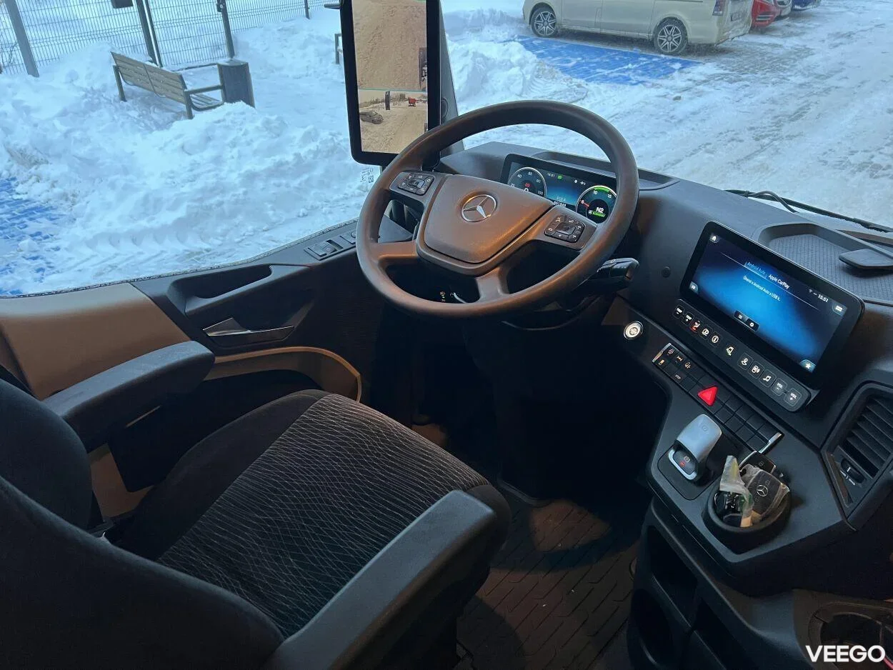 Mercedes-Benz Actros 1845LS BigSpace 12.8 330kW