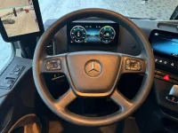 Mercedes-Benz Actros 1845LS BigSpace 12.8 330kW thumbnail