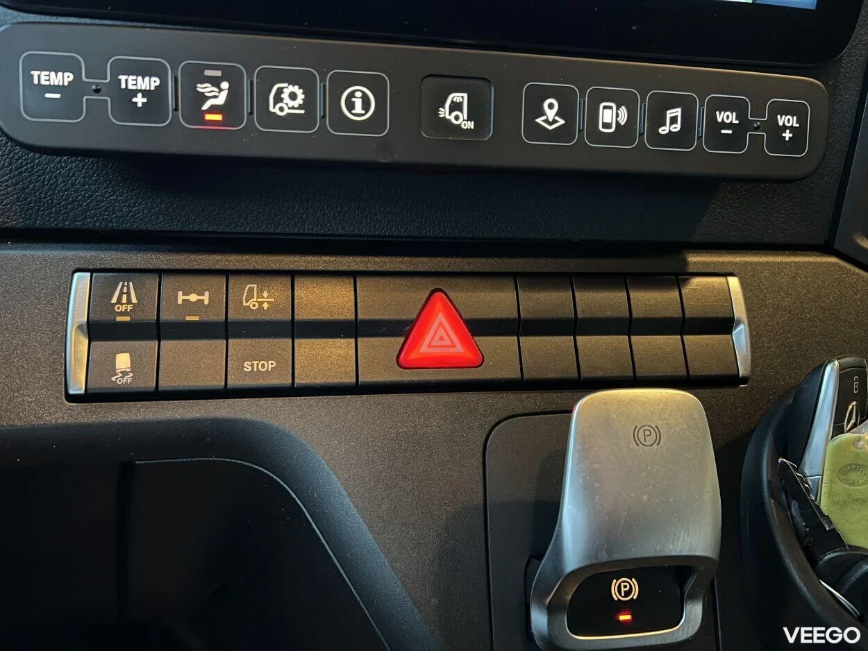 Mercedes-Benz Actros 1845LS BigSpace 12.8 330kW