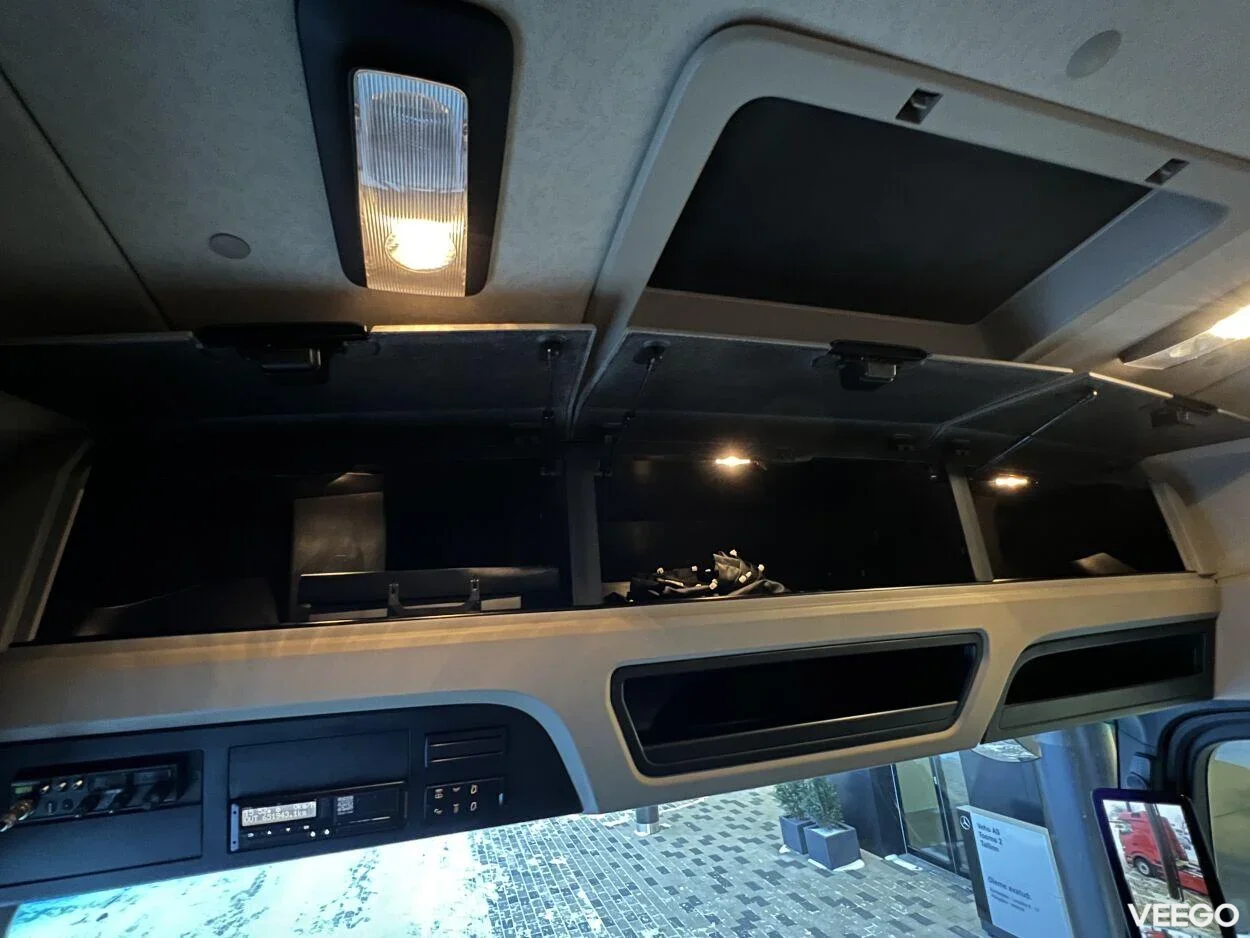 Mercedes-Benz Actros 1845LS BigSpace 12.8 330kW