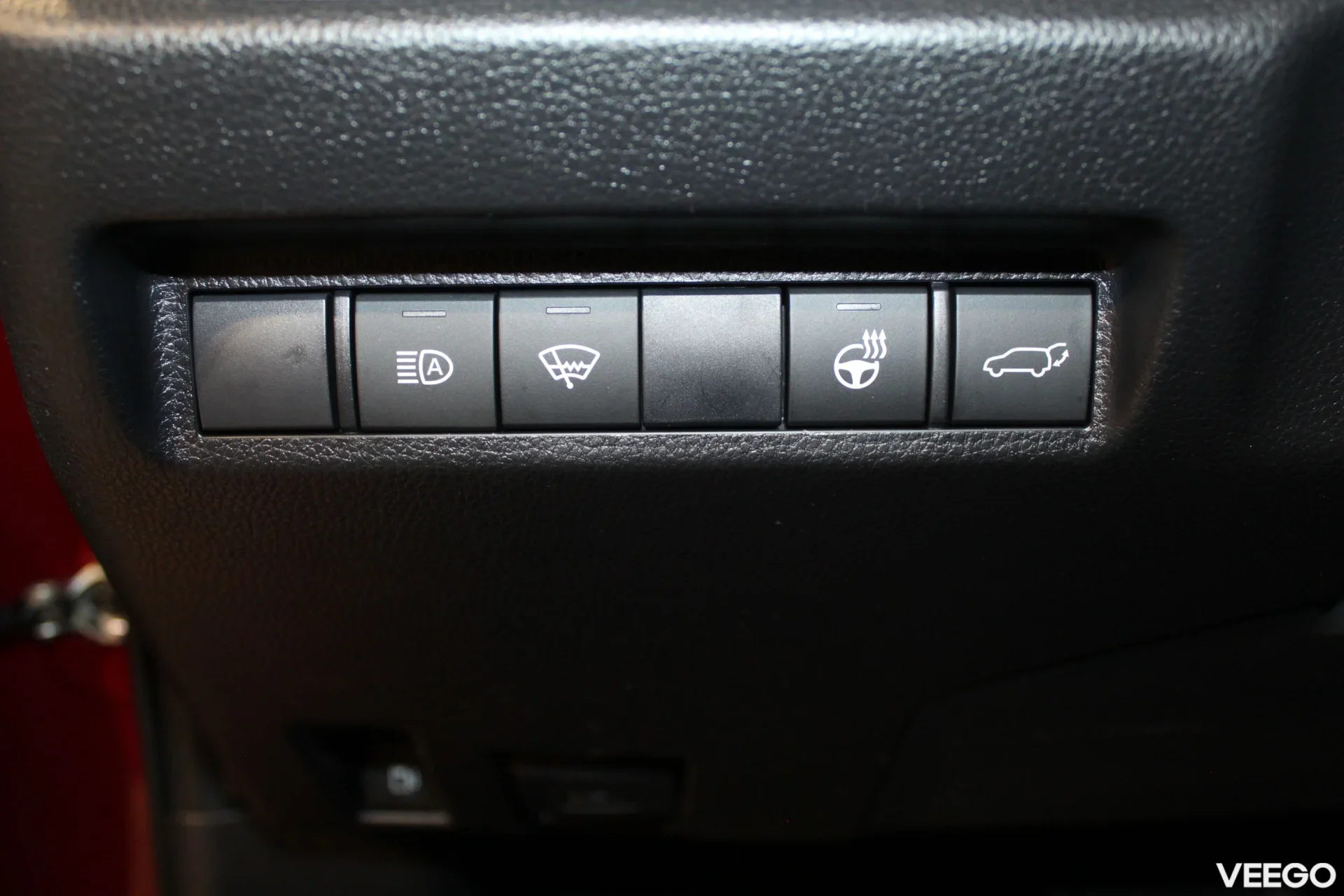 Toyota RAV4 Luxury Plus 2.5 131kW