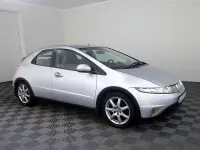 Honda Civic 1.8 104kW thumbnail
