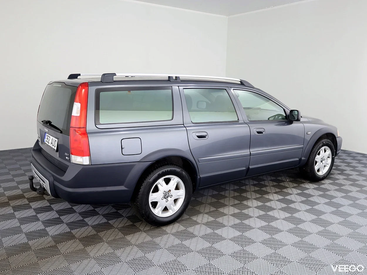 Volvo XC70 2.5 155kW