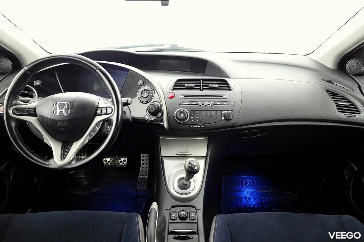 Honda Civic 1.8 104kW