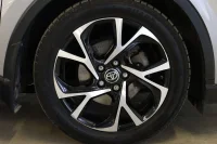 Toyota C-HR 72kW thumbnail