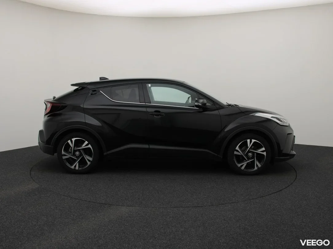 Toyota C-HR 2 135kW
