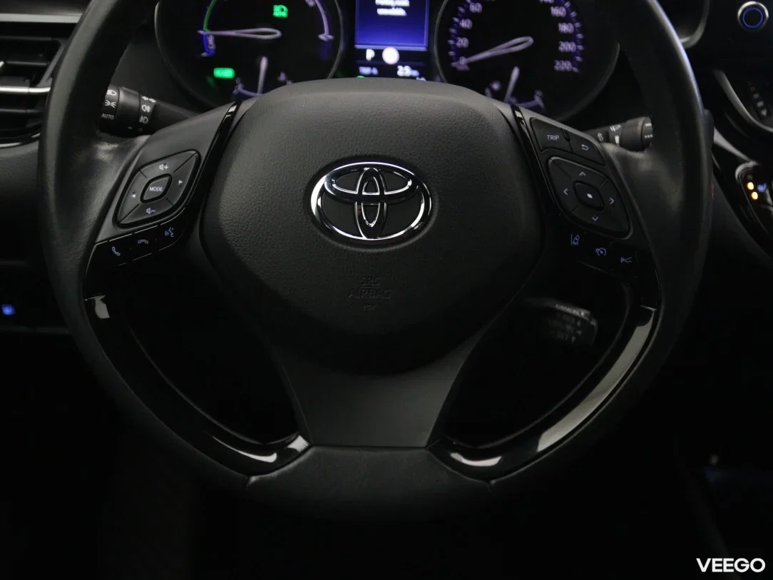Toyota C-HR 2 135kW